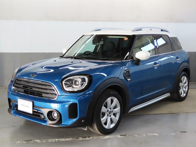 ＭＩＮＩ(ミニ) クーパーＤ　クロスオーバー　禁煙車　ＡＣＣ　衝突軽減ブレーキ　前車接近警告　障害物センサー　パーキングアシスト　ＨＤＤナビ　バックカメラ　スマートキー　ＬＥＤヘッドライト　ＭＴモード付ＡＴ　ドライブモード 中古車画像