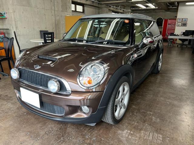 ＭＩＮＩ ＭＩＮＩ クーパーＳ　クラブマン　クーパーＳ　クラブマン（４名）　レザーシート　シートヒーター　　盗難防止システム　禁煙車　ＣＤ　ＥＴＣ