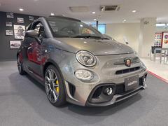アバルト695C ツーリズモ 新車展示車両/生産終了モデル/電動ソフトトップ/アップルカープレイ/アンドロイドオート 中古車画像