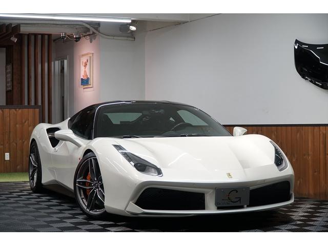 ４８８ＧＴＢ ベースグレード　ビアンコイタリア　純正ツートンカラー　ブラックレザー　ＯＰ７００　カーボン　プロテクション　ノビテックダウンサス（純正有）　スペーサー　ＥＢＭモジュール　ディーラー点検整備　記録簿　ディーラー車