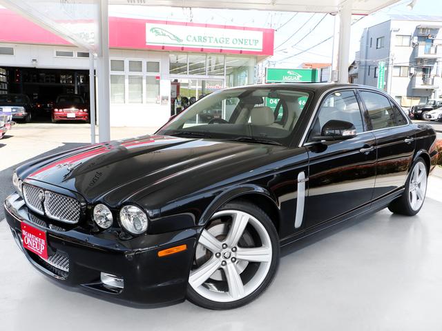 ＸＪＲ　２００８年モデル・Ｘ３５８最終ＸＪＲ・４．２スーパーチャージド４０６ＰＳ・２０インチＡＷ・シャンパンベージュレザー・パーフォレーションスポーツシート・シートエアコン・純正ナビ・サンルーフ・前後ドラレコ