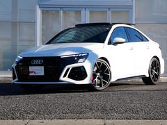 RS3 ベースグレード パノラマサンルーフ Bang&Olufsenサウンドシステム マトリクスLEDヘッドライト 19インチアルミホイール RSエキゾースト ブレーキキャリパーレッド サラウンドカメラ プライバシーガラス 中古車画像