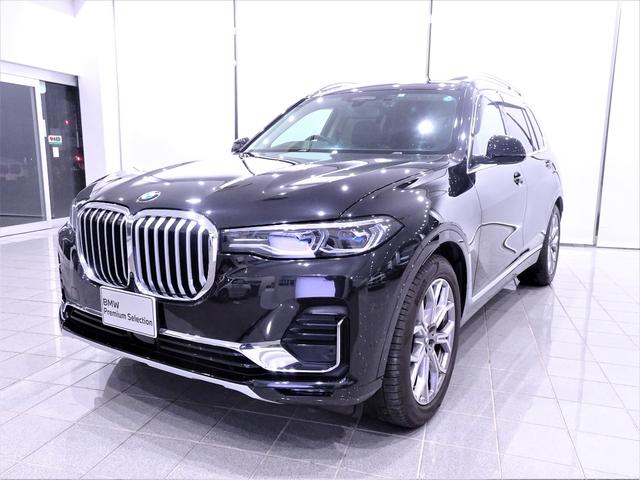 Ｘ７ ｘＤｒｉｖｅ　４０ｄ　ピュアデザインエクセレンス　２１インチライトアロイホイール　ブラックメリノレザー　ヘッドアップディスプレイ　ハーマンカードンサラウンドシステム　アクティブクルーズコントロール　ソフトクローズドア　ＴＶファンクション