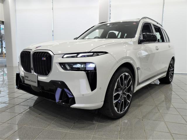 ＢＭＷ Ｘ７ Ｍ６０ｉ　ｘＤｒｉｖｅ　２２インチＭライトアロイホイール　ブラックメリノレザー