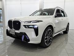 ＢＭＷ　Ｘ７　Ｍ６０ｉ　ｘＤｒｉｖｅ　２２インチＭライトアロイホイール　ブラックメリノレザー