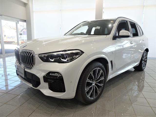 ＢＭＷ Ｘ５ ｘＤｒｉｖｅ　３５ｄ　Ｍスポーツ　２０インチＭライトアロイホイール　コーヒーヴァーネスカレザー　パノラマガラスサンルーフ　ヘッドアップディスプレイ　アクティブクルーズコントロール　フロントリヤシートヒーティング　ＴＶファンクション