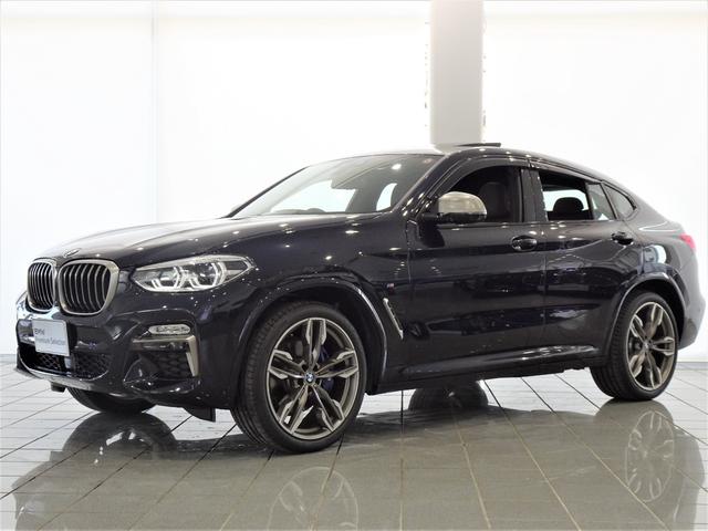 ＢＭＷ Ｘ４ Ｍ４０ｉ　２１インチＭライトアロイホイール　モカヴァーネスカレザー　パノラマガラスサンルーフ　ヘッドアップディスプレイ　ハーマンカードンサラウンドシステム　アクティブクルーズコントロール　ＴＶファンクション