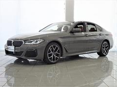 ＢＭＷ　５シリーズ　５２３ｄ　ｘＤｒｉｖｅＭスポーツエディションジョイ＋　１９インチＭライトアロイホイール　コニャックダコタレザー