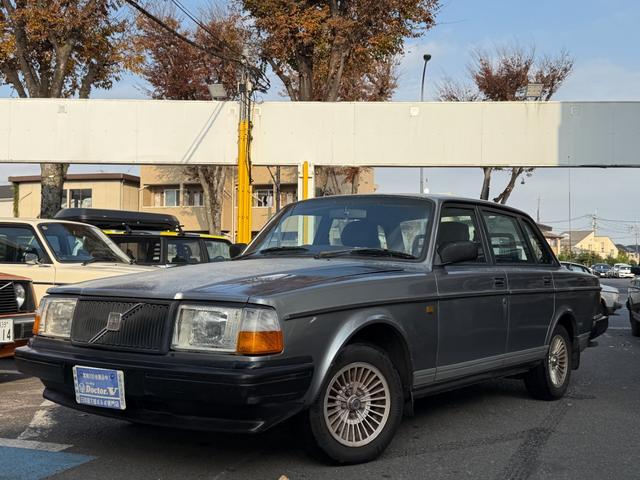 VOLVO 240 GL LIMITED