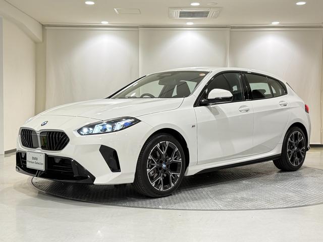 1シリーズ 120 Mスポーツ アルカンタラシート 純正ナビゲーション 電動シート シートヒーター 電動ゲート 駐車支援システム 360度カメラ アクティブクルーズコントロール(1枚目)