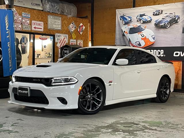 ダッジ ダッジ チャージャー r t スキャットパック392 サンルーフ bremboの中古車 グーネット中古車 ダッジ ダッジ チャージャー r t スキャットパック392 サンルーフ bremboの中古車 グーネット中古車