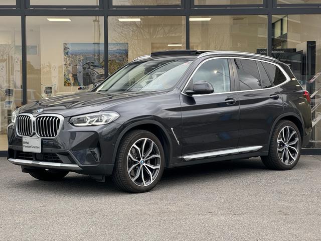 ＢＭＷ Ｘ３ ｘＤｒｉｖｅ　２０ｄ　２０インチＡＷ　アクティブクルーズコントロール　オートトランク　パノラマサンルーフ　トップビューカメラ　黒革スポーツパワーシート　シートヒーター　ウッドトリム　ヘッドアップディスプレイ