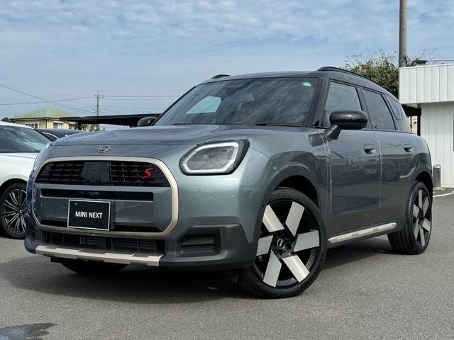 ミニ MINI COUNTRYMAN (カントリーマン)の価格・新型情報 ミニ MINI COUNTRYMAN (カントリーマン)の価格・新型情報