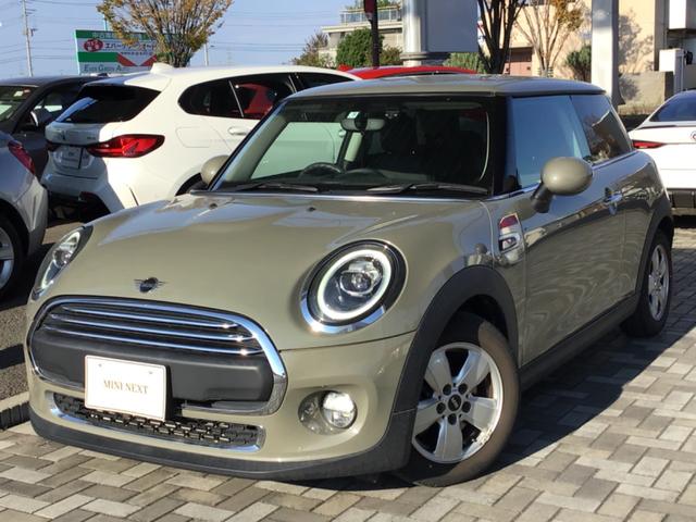 MINI 3 DOOR（ミニ）ヴィクトリア　ヴィクトリア　ワンオーナー　禁煙車　ナビパッケージ　ＬＥＤヘッドライト　ＨＤＤタッチパネルナビ　１５インチアルミホイール　センターアームレスト　ドライブレコーダー　ＥＴＣ 中古車画像