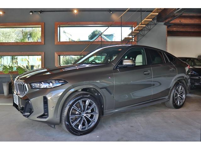 Ｘ６ ｘＤｒｉｖｅ　３５ｄ　Ｍスポーツ　Ｉｎｄｉｖｉｄｕａｌフルレザーメリノ（アイボリーホワイト／アトラスグレー）　ドラレコ（1枚目）
