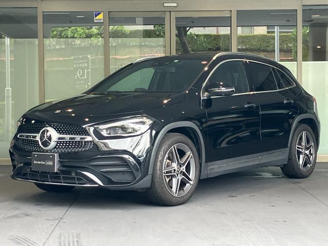 ＧＬＡクラス ＧＬＡ１８０　ＡＭＧラインパッケージ　認定中古車　レーダーセーフティＰＫＧ　ＡＭＧライン　レザーエクスクルーシブＰＫＧ　パノラマ　アドバンストＰＫＧ　コスモスブラック　ＭＢＵＸ　３６０度カメラ　ヘッドアップディスプレイ　ＬＥＤライト　本革