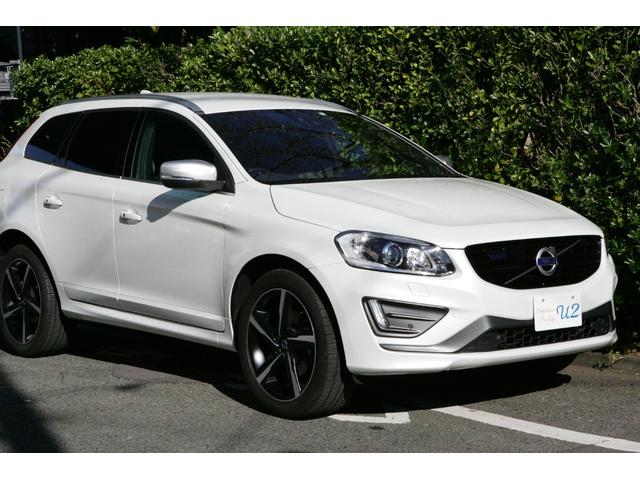 ボルボ ＸＣ６０ Ｄ４　Ｒデザイン　ワンオーナー・ブラックレザーシート・スマートキー・２０インチアルミ・オートトランク　ＨＤＤナビ　フルセグＴＶ　アイドリングストップ　シートヒーター　衝突安全ボディ　衝突防止システム　ターボ