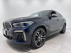 ＢＭＷ　Ｘ６　Ｍ５０ｉ　タルトゥフォレザーＦクライメートシートアダプティブＭサスパノラマルーフＤアシストプロパークシスト＋レーザーライトＴＶＨＵＤＨａｒｍａｎ　Ｋａｒｄｏｎサウンドジェスチャーコントロール純正２２ＡＷ