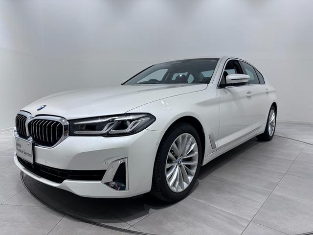 5シリーズセダン（BMW）５２３ｉラグジュアリー　ブラックレザーＦシートヒーターオートトランクアダプティブＬＥＤライトＤアシストプロパークアシストＨＩＦＩスピーカー純正１８ＡＷ 中古車画像