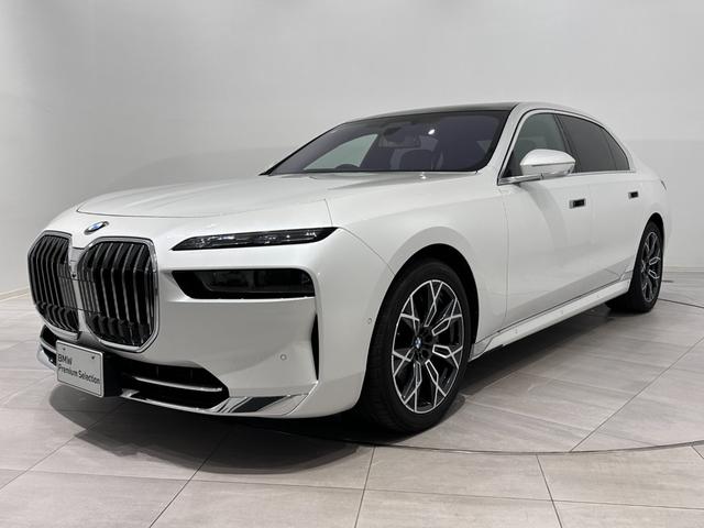 ７４０ｉ　エクセレンス　全国２年保証黒革クライメートシートパノラマルーフ　Ｂｏｗｅｒｓ　＆　ＷｉｌｋｉｎｓサウンドリヤエンターテーメントＤアシストプロパークアシストプロＴＶ純正２０ＡＷ