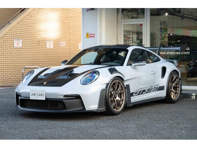 ９１１ＧＴ３ＲＳ　ディーラー車　ヴァイザッハＰＫＧ　マグネシウムホイール　アイスグレーＭ　ブラック／ＧＴシルバーステッチ　フロントリフト　ＬＥＤマトリックスブラックヘッドライト　ブラックカラーキャリパー　バックカメラ