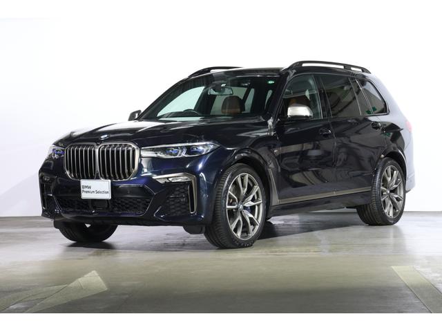 Ｍ５０ｉ　ＢＭＷ認定中古車　２０２１年モデル　タルトフォー・レザーシート　シートヒーター　衝突軽減　車線逸脱警告　セレクト・パッケージ　電動・パノラマサンルーフ　２２インチ・アルミホイール　アラームシステム
