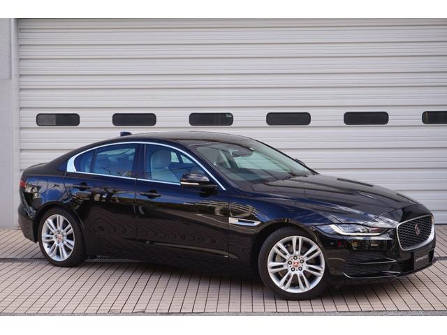 ＸＥ　ＳＥ　Ｄ１８０　ＡＷＤ　１８ＡＷ　ＴＦＴメーター　１８インチＡＷ　マトリクスＬＥＤヘッドライトステアリングヒーター　アダプティブクルーズコントロール　レーンキープ　３６０度カメラ　ＴＦＴメーター