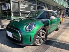 ＭＩＮＩ　ＭＩＮＩ　クーパー　プレミアムプラスパッケージクラシックトリム　３ドア　後期モデル