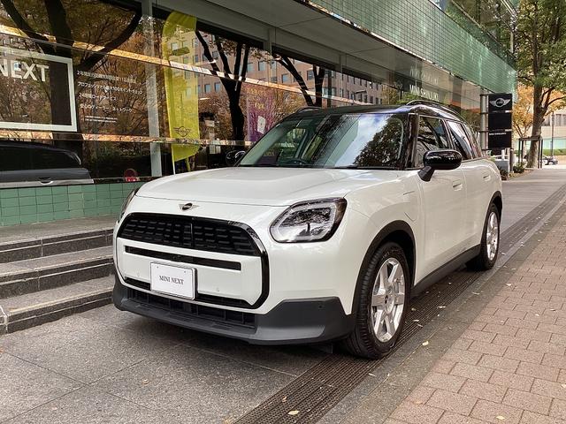 ミニ MINI COUNTRYMAN (カントリーマン) 2023年モデル Eの価格 ミニ MINI COUNTRYMAN (カントリーマン) 2023年モデル Eの価格