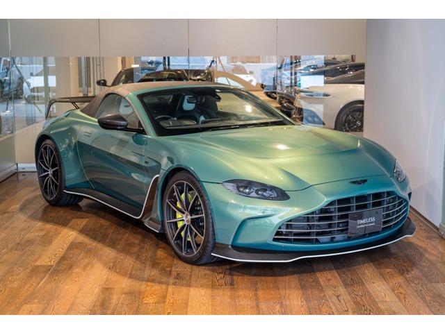 　世界２４９台限定Ｖ１２　Ｖａｎｔａｇｅ　Ｒｏａｄｓｔｅｒ　右ハンドル　レーンキープアシスト　パーキングアシスト　障害物センサー　全周囲カメラ　ＨＤＤナビ　本革シート　シートヒーター　メーカー認定中古車