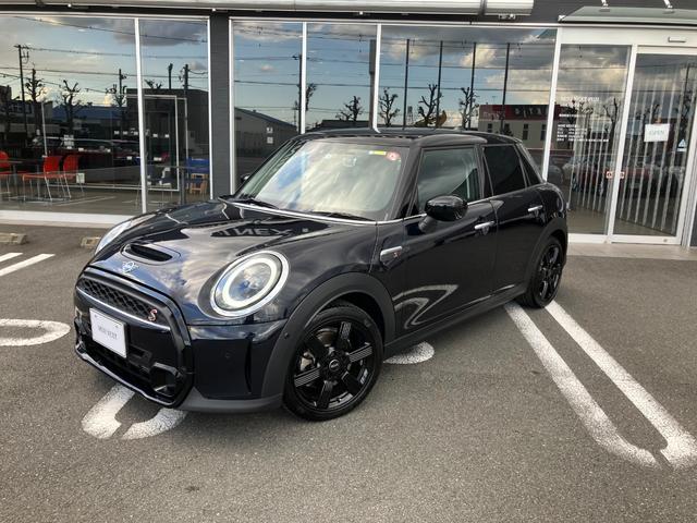 MINI 3 DOOR（ミニ）クーパーＳＤ　クラシック・トリム　クラッシックトリム　ＥＴＣ２．０　ＡＣＣ　ＬＥＤヘッドライト　ＨＤＤナビ　前後ドライブレコーダー 中古車画像