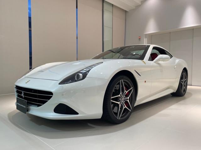 カリフォルニアＴ(フェラーリ) ベースグレード　Ｆ１　ＤＣＴ　ＢｉａｎｃｏＩｔａｌｉａ　認定中古車　２０インチ鍛造ダイヤモンドカットアルミホイール　レッドブレーキキャリパー 中古車画像