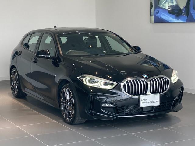 ＢＭＷ １シリーズ １１８ｄ　Ｍスポーツ　パノラマガラスサンルーフ　ナビゲーションパッケージ　ストレージパッケージ　バックカメラ　パークディスタンスコントロール　アクティブクルーズコントロール