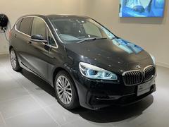 ＢＭＷ　２シリーズ　２１８ｄアクティブツアラー　ラグジュアリー　オイスターレザー　パーキングサポートパッケージ