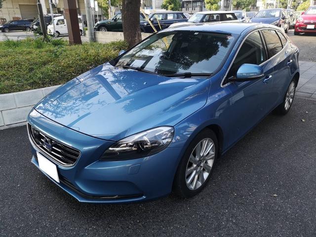 V40（ボルボ）Ｔ４　ＳＥ　ナビ　アルミホイール　アダプティブクルーズコントロール　バックカメラ　ＥＴＣ　ブラインドスポットモニター　障害物センサー　シートヒーター　パワーシート　オートライト　オートエアコン　レーンアシスト 中古車画像