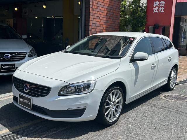 ボルボ Ｖ６０ Ｄ４　タック　最終モデル　高燃費クリーンディーゼル　アイシン８速パドルシフト　エンケイ１８インチアルミ純正有り　黒革シート　ステアリングヒーター　純正ＨＤＤナビ　地デジ　Ｂｌｕｅｔｏｏｔｈ　Ｍサーバー　Ｂカメラ