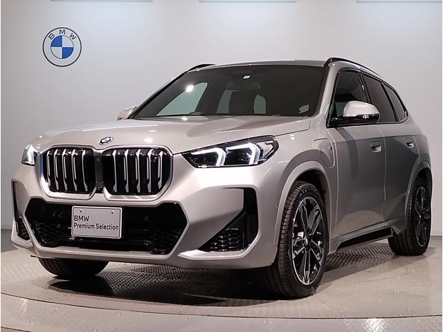 ｘＤｒｉｖｅ　３０　Ｍスポーツ　デモカー　ＡＣＣ　テクノロジーパッケージ　１８インチアルミ　ヘッドアップディスプレイ　シートヒーター　衝突軽減ブレーキ　車線逸脱警告　パーキングサポート　　レーンチェンジウォーニング　ＬＥＤヘッド(1枚目)