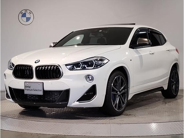 ＢＭＷ Ｘ２ Ｍ３５ｉ　ｘＤｒｉｖｅ　セレクトパッケージ　ガラスサンルーフ　ブラックレザー　シートヒーター　パワーシート　純正アルミホイル　オートライト　ＬＥＤヘッドライト　電動格納ミラー　衝突軽減ブレーキ　アクティブクルーズ　ワンオーナ