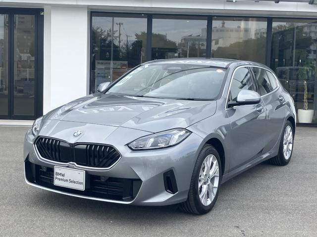 1シリーズ(BMW) 120d テクノロジーパッケージ 弊社デモレンタカー ワンオーナー 全周囲カメラ アイコニックグロー ヘッドアップディスプレイ LEDヘッドライト インテリジェントセーフティ コンフォートアクセス ミラーETC 中古車画像