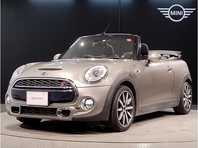 ＭＩＮＩ(ミニ) クーパーＳ　コンバーチブル　１オーナー　純正ＨＤＤナビ　バックカメラ　ＰＤＣ　シートヒーター 中古車画像