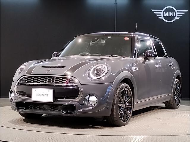 ＭＩＮＩ(ミニ) クーパーＳ　ワンオーナー　ＨＤＤナビ　バックカメラ　アクティブクルーズコントロール　パドルシフト　１７インチアルミ 中古車画像