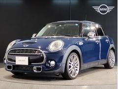 ＭＩＮＩ　ＭＩＮＩ　ジャーミン　クーパーＳ　１オーナー　日本限定１８０台