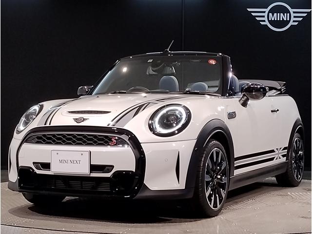 ＭＩＮＩ(ミニ) クーパーＳ　コンバーチブル　クラシック・トリム　・走行３４００ｋｍ・ＡｐｐｌｅＣａｒＰｌａｙ・シート 中古車画像