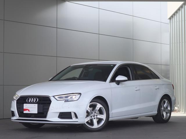 アウディ Ａ３セダン １．４ＴＦＳＩ　スポーツ