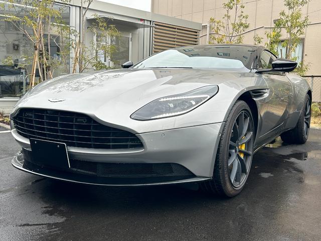 DB11（アストンマーチン）Ｖ８ 中古車画像