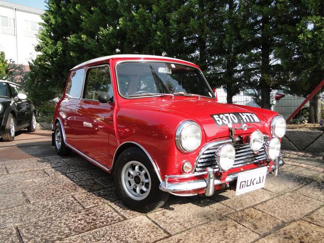 モーリス ＭＩＮＩ ベースグレード　クーパーＳ・１２７５・フルレストア・ツインＧＳタンク・ロールゲージ・トリプルフォグランプ・禁煙車・４ＭＴ