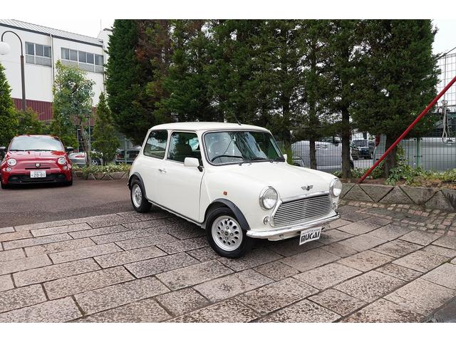 ローバー ＭＩＮＩ メイフェア　４ＭＴ