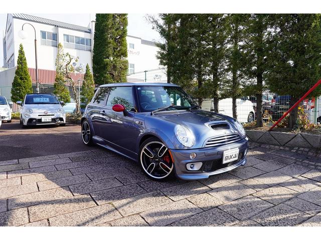 ＭＩＮＩ クーパーＳ　ジョンクーパーワークスＧＰキット　・６ＭＴ（1枚目）