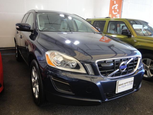 ＸＣ６０(ボルボ) Ｔ５　ＬＥ　禁煙車　本革シート　純正ナビＴＶバックカメラ　サイドカメラ　ドライブレコーダーＦＲ　ＥＴＣ 中古車画像