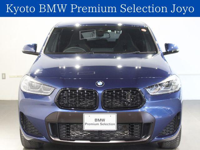 ＢＭＷ Ｘ２ ｘＤｒｉｖｅ２０ｄＭスポーツＸＥＤジョイ＋ハイライＰ　ファイトニックブルー／電動シート／バックカメラ／アクティブクルーズコントロール／ＨＤＤナビ／オートテールゲート／ＬＥＤヘッドライト／ワンオーナー／Ｂｌｕｅｔｏｏｔｈ／認定中古車／オートエアコン